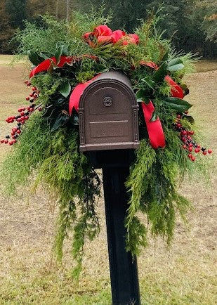 Fresh Christmas Mailbox Arrangement: Preorder Oct. 30