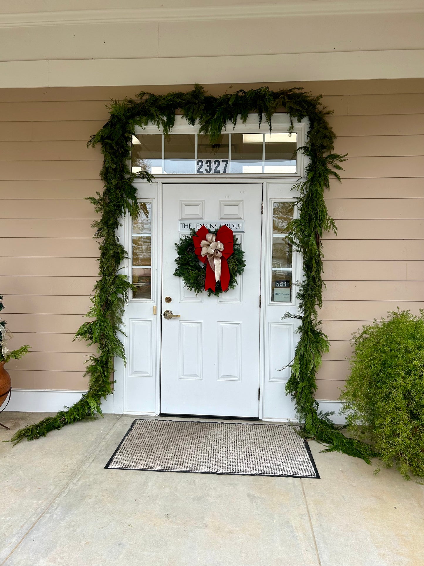 Deluxe Cedar Garland: Preorder Oct. 30